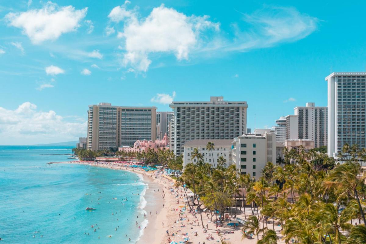 Renovated With City View At Aqua Palms Waikiki Honolulu Exterior photo